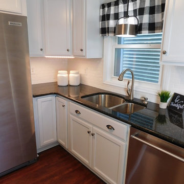 Classic Coastal Kitchen Elegance