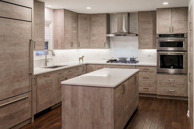 Example of a minimalist kitchen design in Atlanta