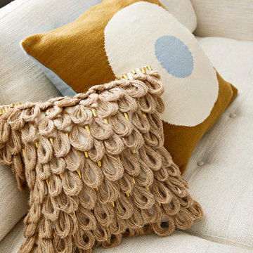 Shelf Styling & Decor