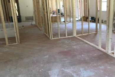 Garage photo in Other