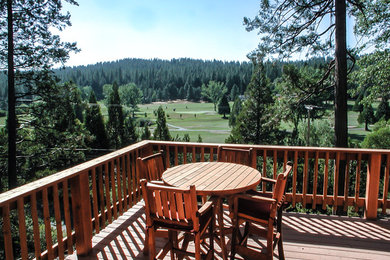 Mid-sized cottage rooftop deck photo in Sacramento with no cover