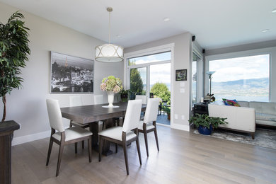 Dining room - modern dining room idea in Vancouver