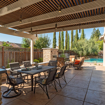 Luxurious Outdoor Retreat - Covered Patio with Exceptional Lighting