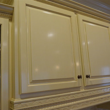 Glazed Traditional Kitchen