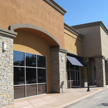 Miromar Natural Stone Veneer Pillars