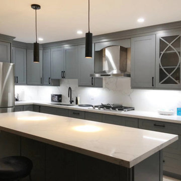 Modern Traditional Kitchen