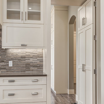Beautiful Transitional Acreage in Calgary area