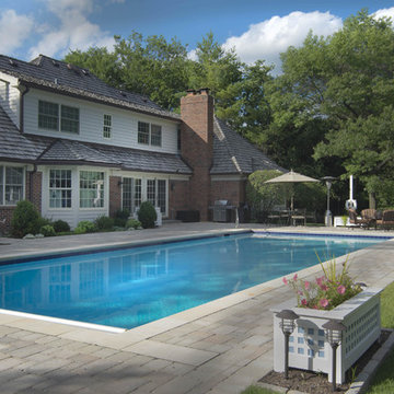 Lake Forest Pool