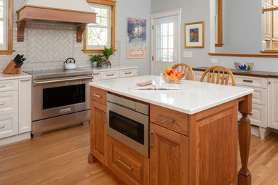 Inspiration for a timeless kitchen remodel in Minneapolis