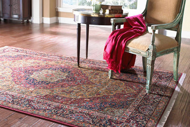 Inspiration for a timeless living room remodel in Chicago