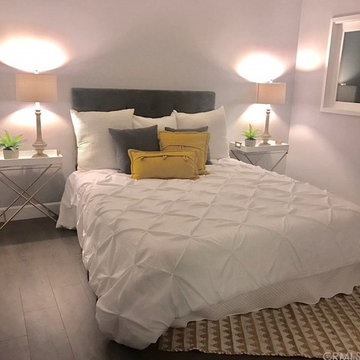 Midcentury Transitional Home Stage