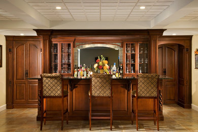 Home bar - traditional home bar idea in Boston