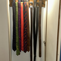 Regency Flamingo - Storage & Organisation