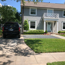 Front yard / Driveway