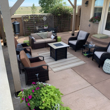 Cedar Pergola Provides the Ultimate Cozy Outdoor Living Space