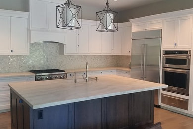 Kitchen - kitchen idea in San Francisco