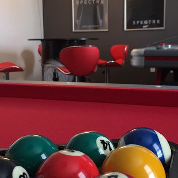 GAME ROOM - HOME THEATER