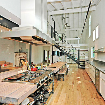 A Beautiful Kitchen with 48" BlueStar Rangetop and BlueStar Double Wall Ovens