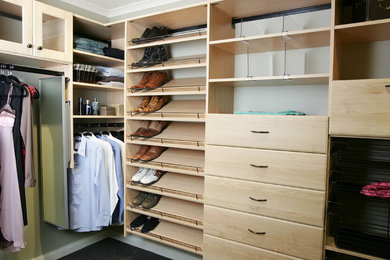 Design ideas for a storage and wardrobe in Geelong.