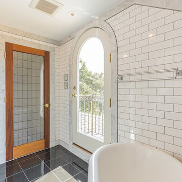 1940's Renovation: Seaside Cottage Overlooking the Chesapeake Bay