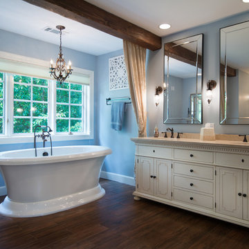 Kendell Street Master Suite
