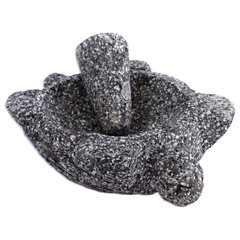 Traditional Basalt Molcajete from Mexico (9 inch), 'Grand Tradition