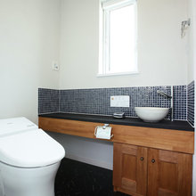 Talia and Nick bathroom