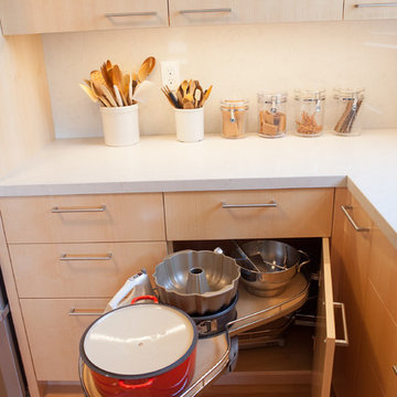 Vertical Grain Maple kitchen