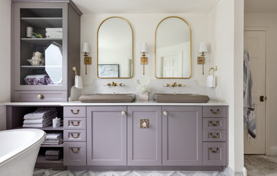 Bathroom of the Week: English Cottage Charm With Lavender Hues