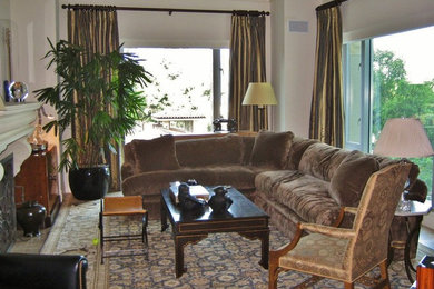 Inspiration for an eclectic living room remodel in Los Angeles