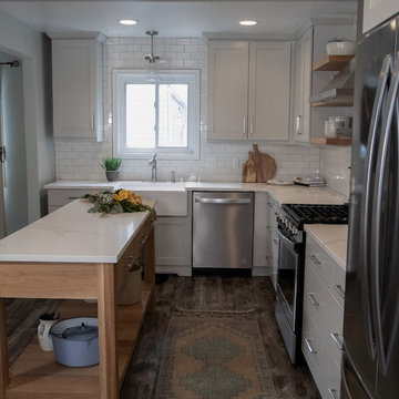 Showplace EVO Kitchen - Maple Pierce w/ Gunsmoke