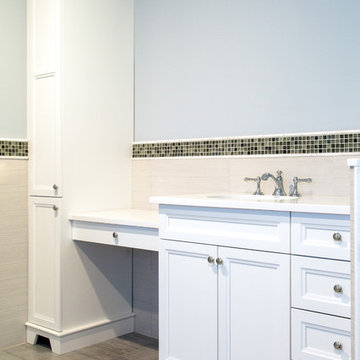 White Lacquer Master Bathoom Vanity