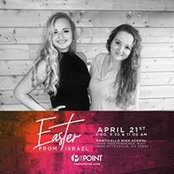 Katie Stevens's photo