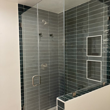 Vibrant Elegance: A Modern Bathroom Transformation