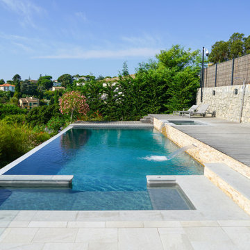 Réalisation d'une piscine rectangulaire à débordement