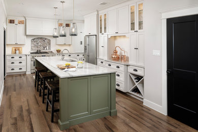 Example of a transitional kitchen design in Houston