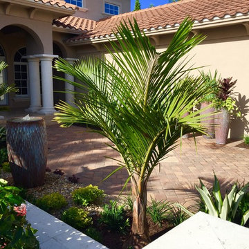 Melbourne Beach courtyard landscape planting