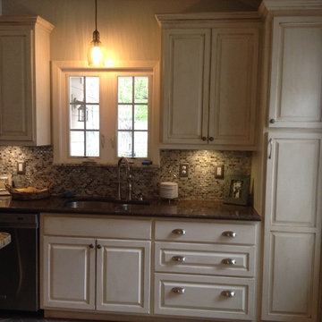 Beautiful kitchen addition with vaulted ceilings