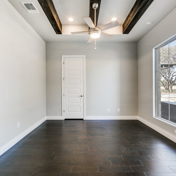 Transitional: 3,069 ft²/4 bd/3.5 bth/1ST