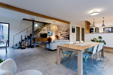 Réalisation d'une salle à manger design.