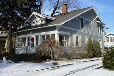 Example of a classic exterior home design in Detroit