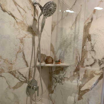 LARGE WALL TILE PROVIDES MINIMAL GROUT LINES