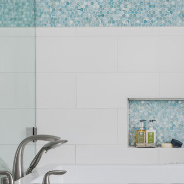 Saddle Ridge | Soaking Tub Accent Niche