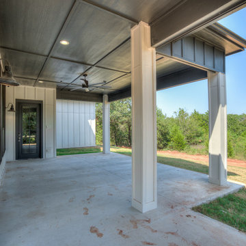 Rear Covered Porch/Lanai