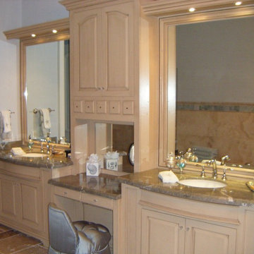 Arlington Daugherty Master Vanity