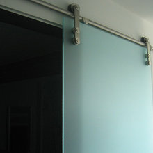 barn door / pantry