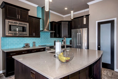 Kitchen - kitchen idea in Phoenix
