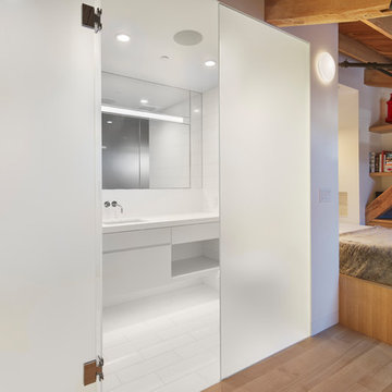 Contemporary Bathroom