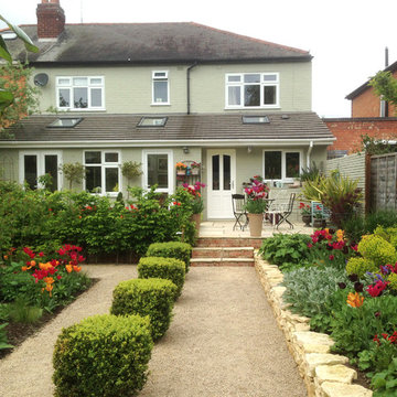 Our Garden- 1st May 2014