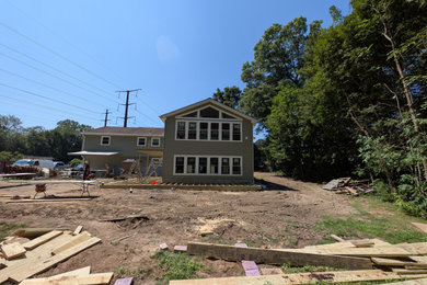 Inspiration for a large contemporary home design remodel in Bridgeport
